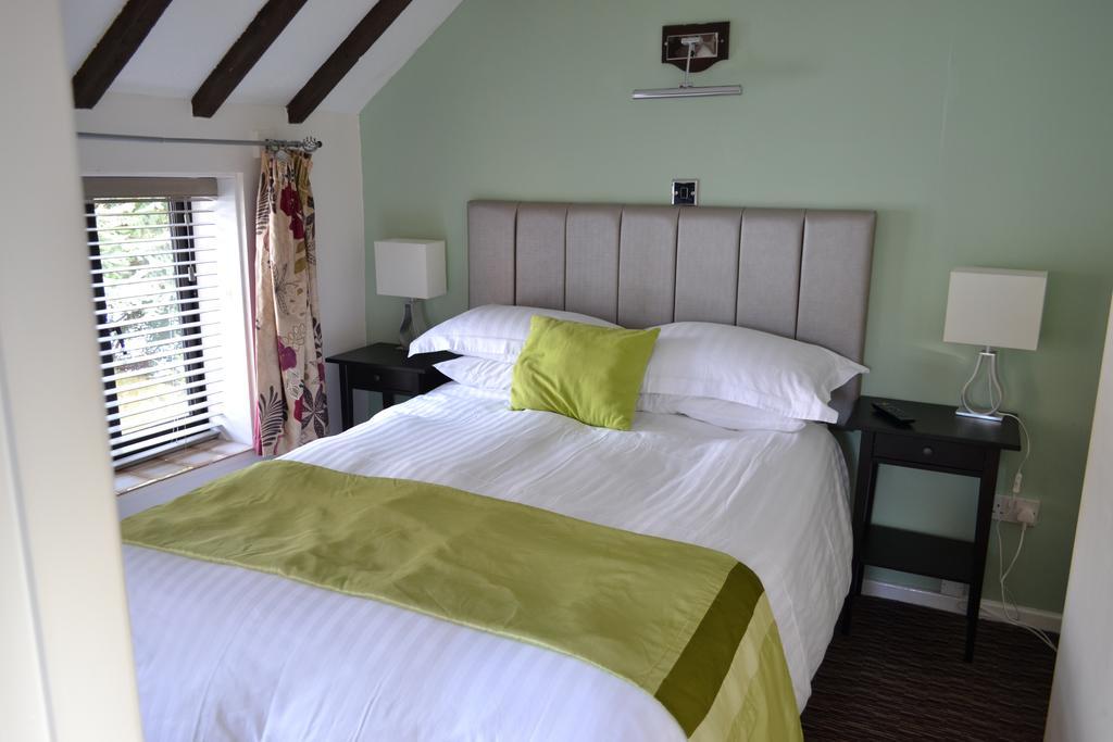 Oak Tree Inn Stanley  Dış mekan fotoğraf