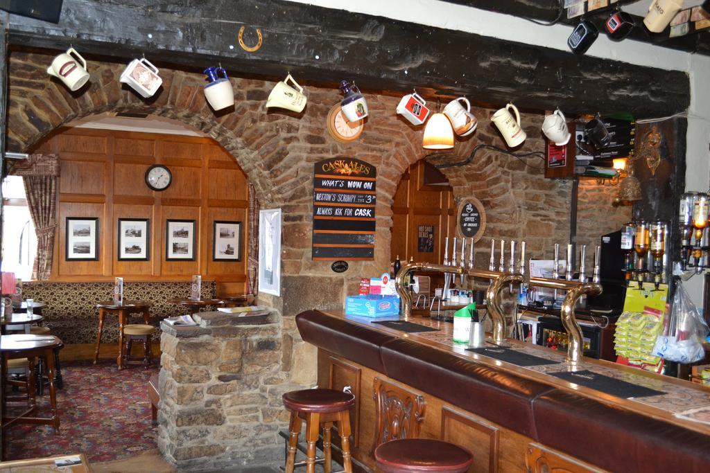 Oak Tree Inn Stanley  Dış mekan fotoğraf